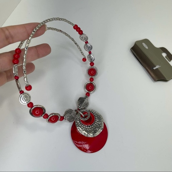 Zevar by Treska Statement Red Pendant Necklace Multi Strand - Picture 5 of 5